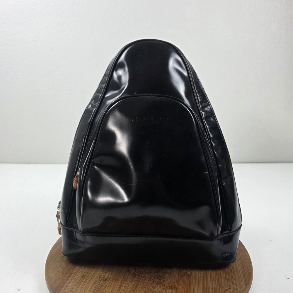 Vintage Gucci Sling Bag Womens Medium Black Leather Zip Backpack Italy Purse